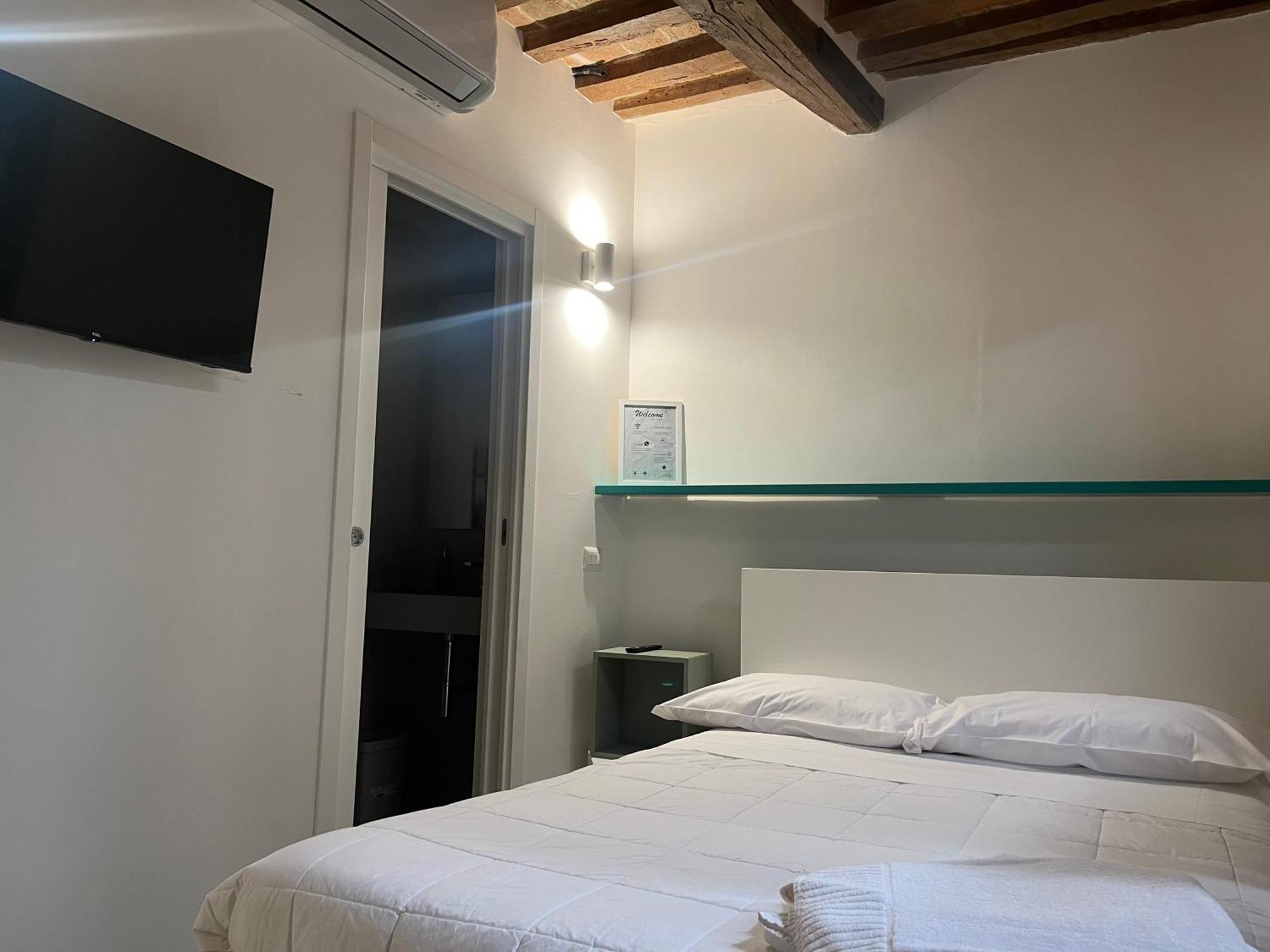 L'Inferno Di Dante Bed & Breakfast Filey Ngoại thất bức ảnh